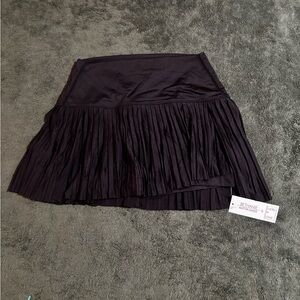 NWT M Lucky in Love Bethanie Mattek-Sands tennis Hi-Chop Pleated Skort black